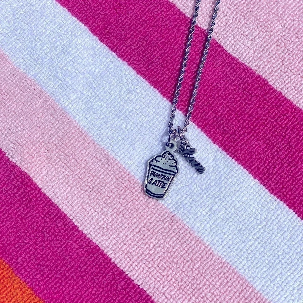 NECKLACE Pumpkin Latte 🧡W/Love Accent ~ NWT